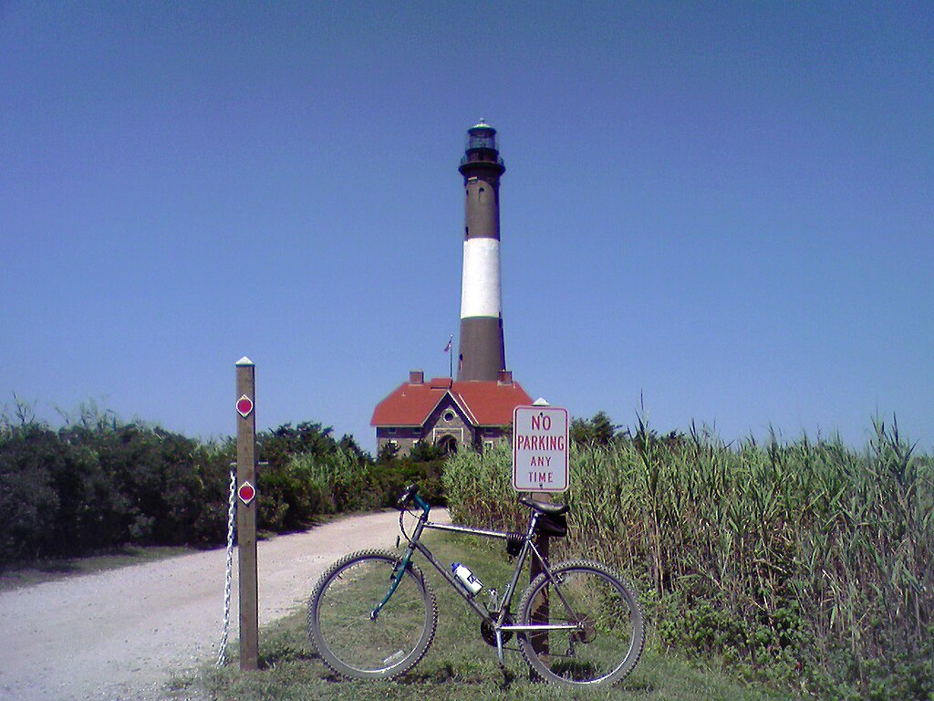 FireIslandLighthouse 080507